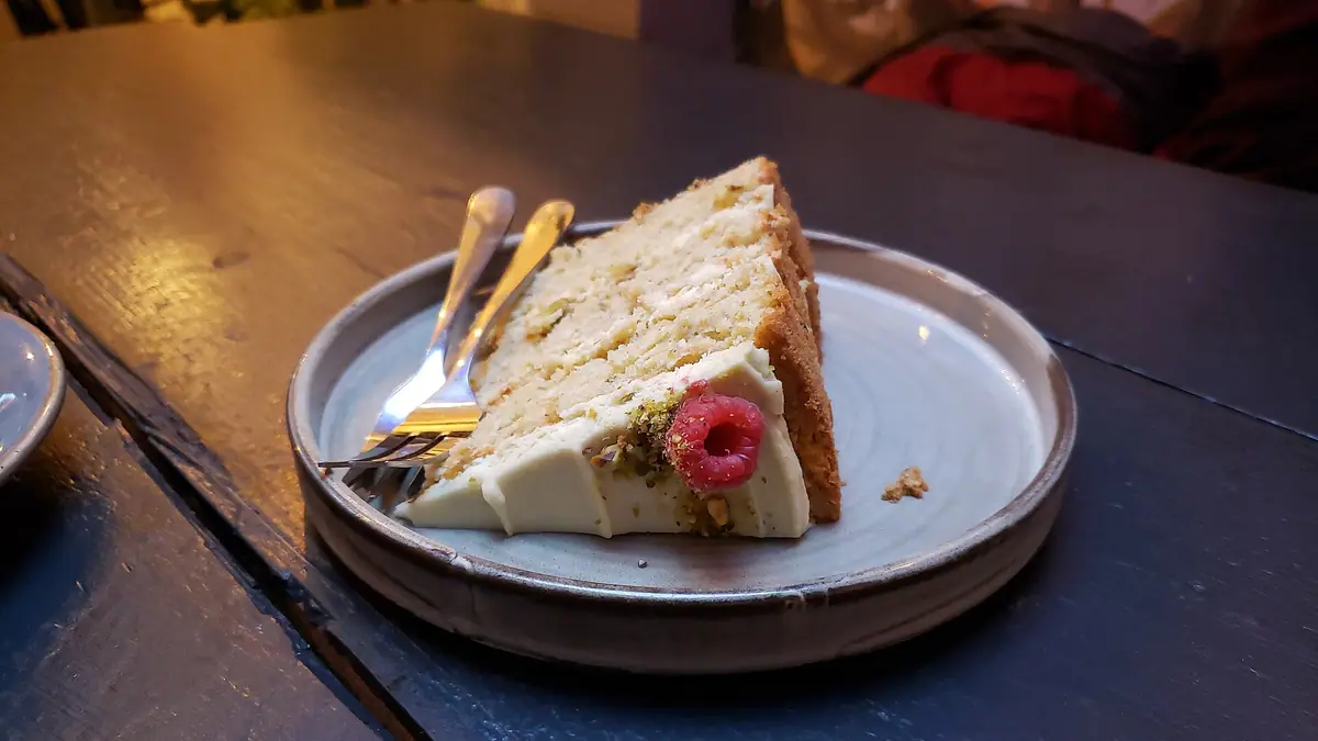 Barefoot Coffee & Cake – cake shop in Park Town, Oxford